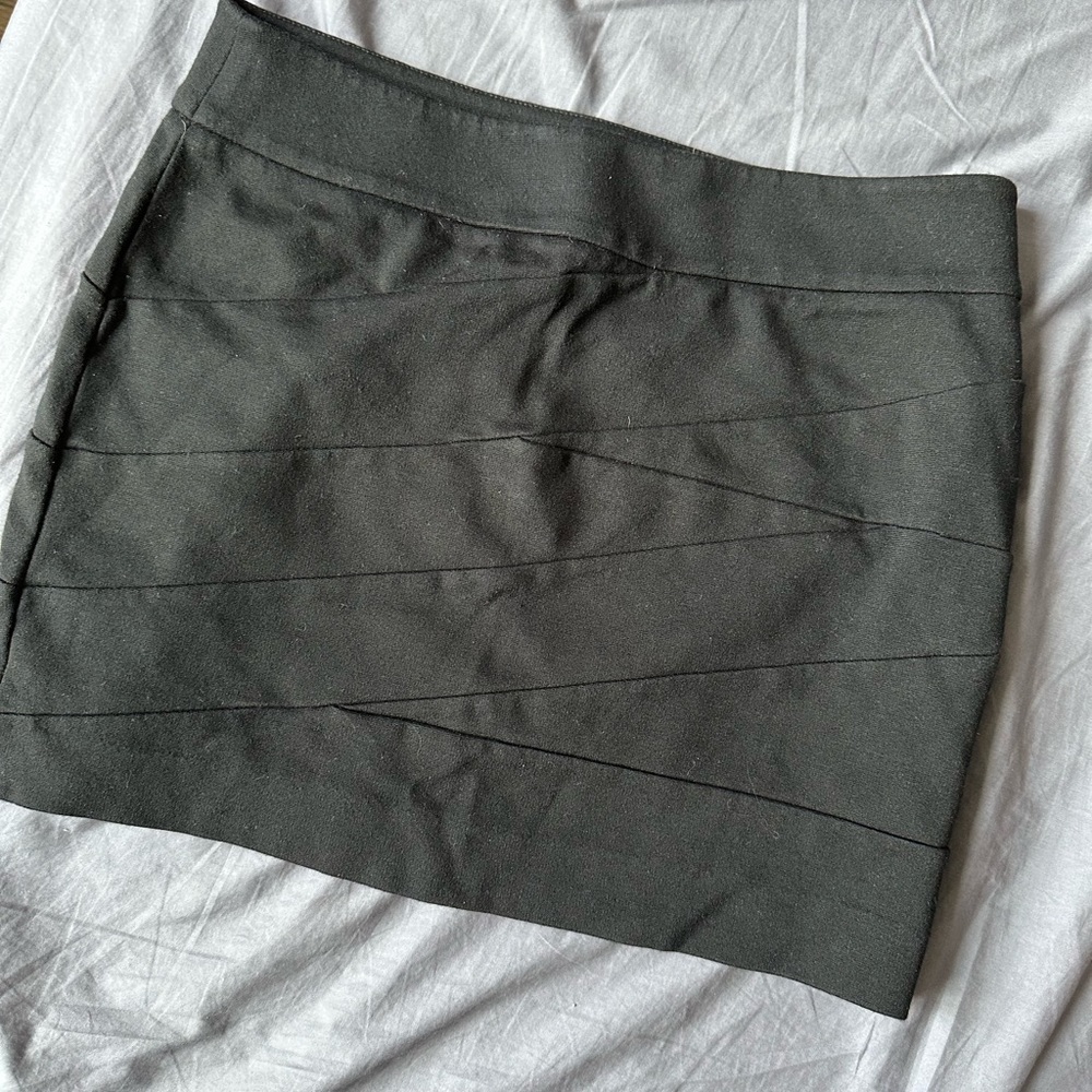 Express black mini skirt
